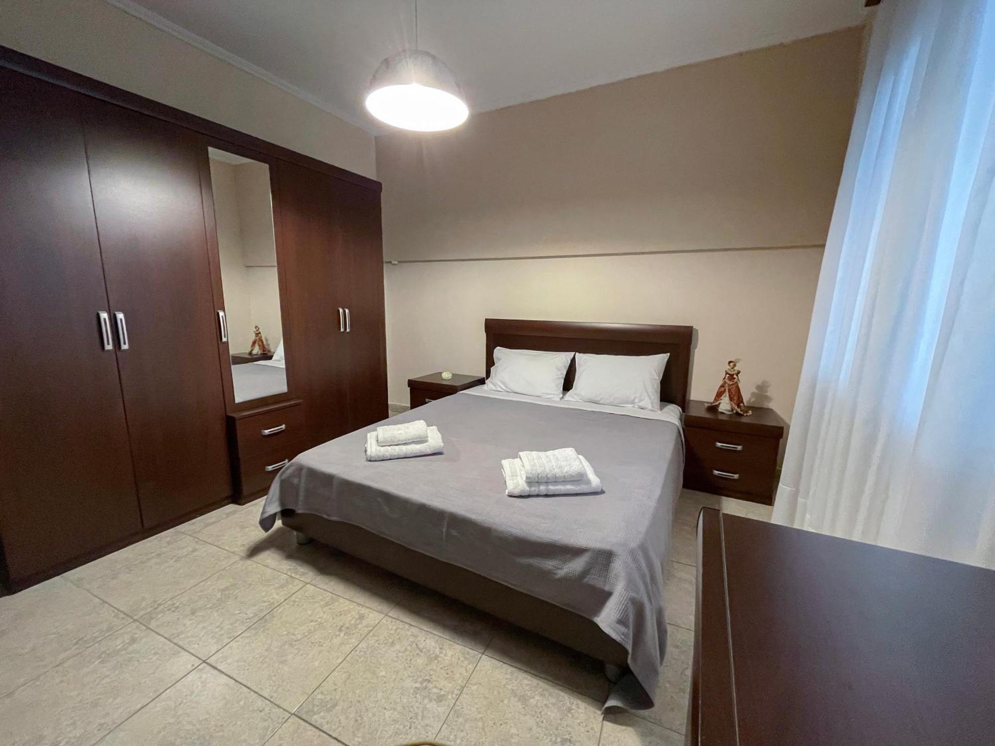 Aristides Guesthouse Krinídhes Extérieur photo